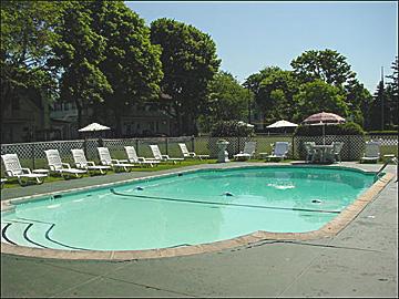 Shoreway Acres Inn ファルマス エクステリア 写真